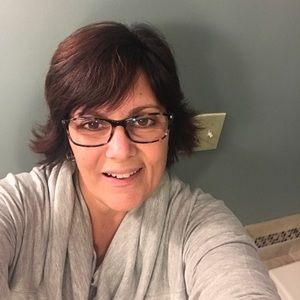 Meet your Posher, Anne